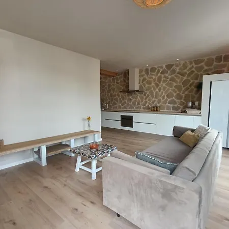 Lägenhet Mediterranean With Theater *