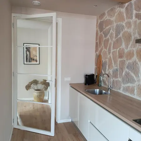 Mediterranean With Theater Lägenhet *